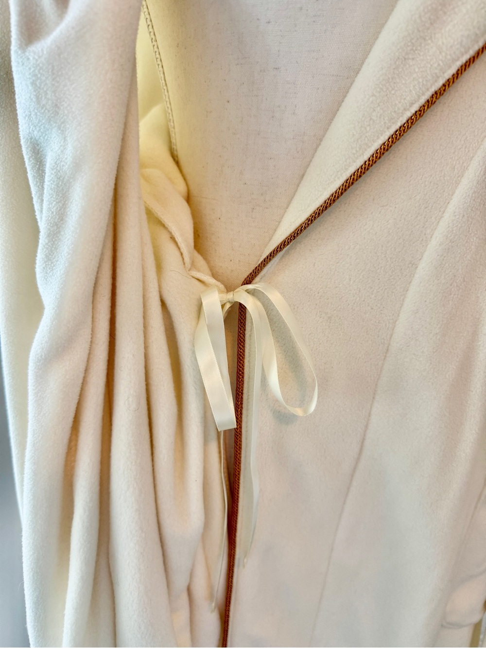 Lauren Ralph Lauren NWT Cream w Gold Trim Microfleece Monogrammed Robe XL - Picture 8 of 12